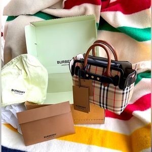 $8️⃣8️⃣0️⃣ direct/IG - Authentic Burberry satchel bag